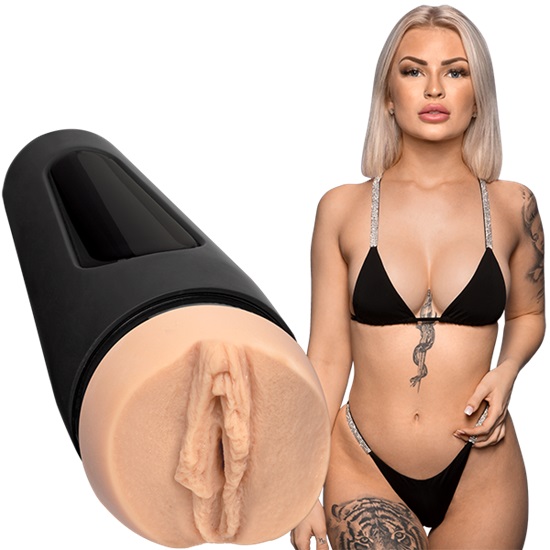 Main Squeeze @layna.me Pussy Stroker