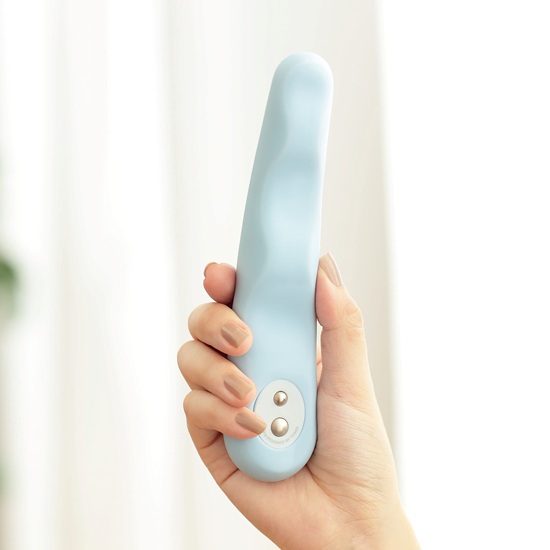 Iroha Tsuki Minamo Blue In Hand